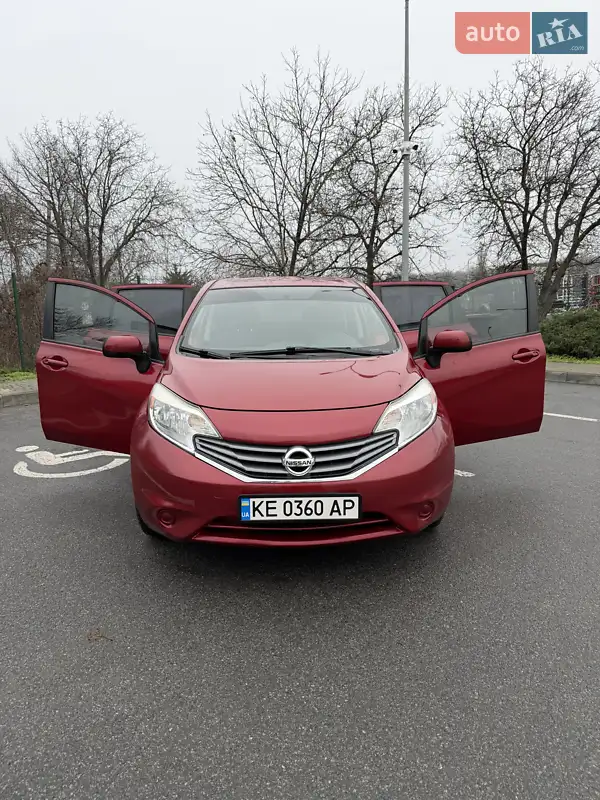 2014 nissan versa