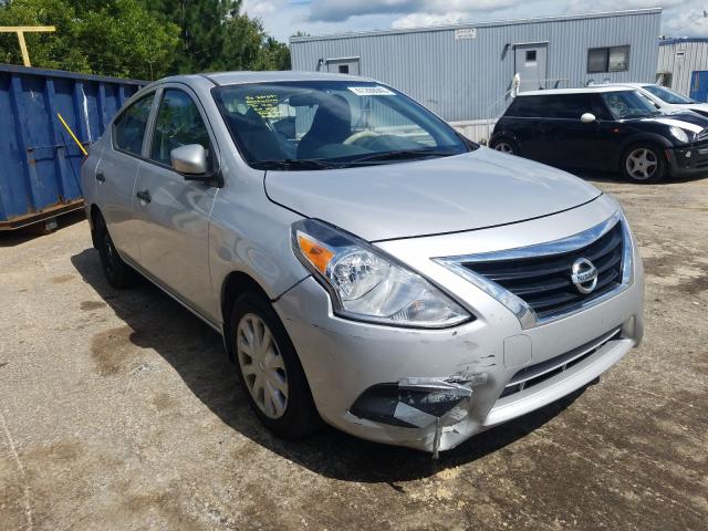 2017 nissan versa s