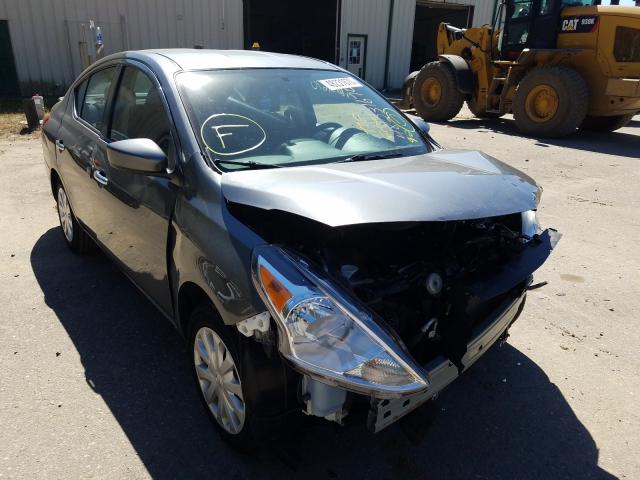 2016 nissan versa