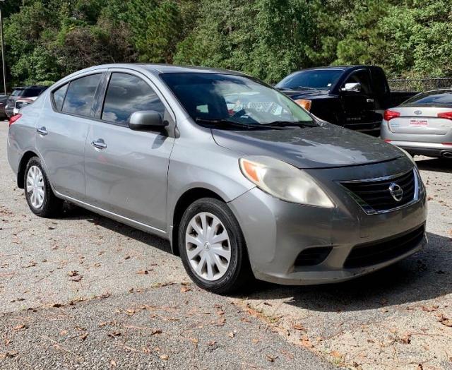 2014 nissan versa