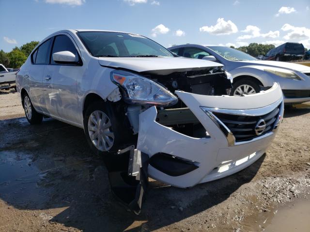 2016 nissan versa