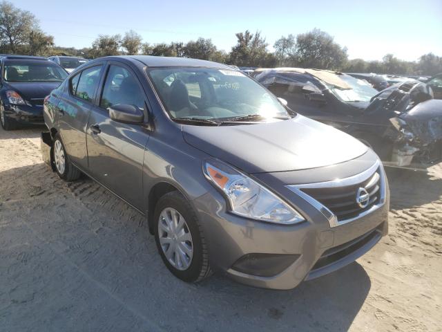 2017 nissan versa