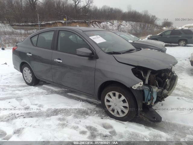 2017 nissan versa sedan