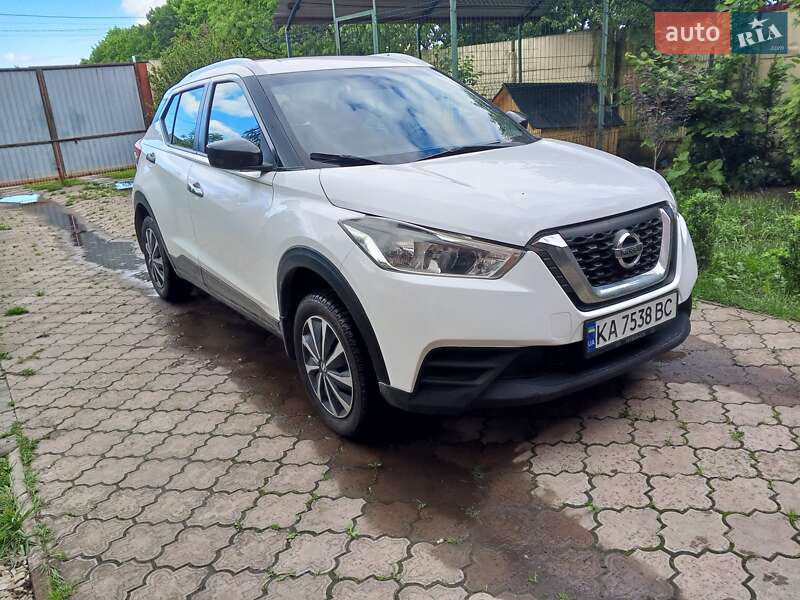 2018 nissan kicks