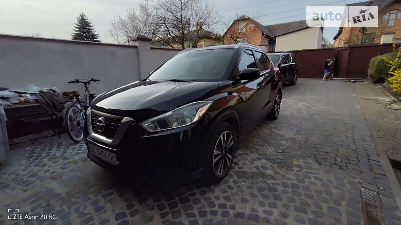 2019 nissan kicks