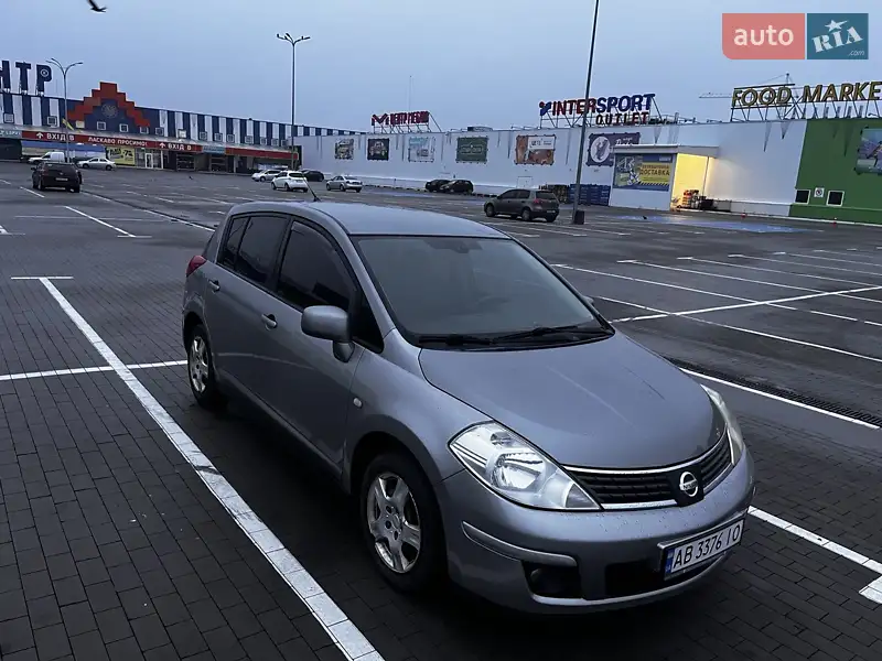 2007 nissan tiida