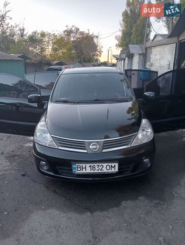 2007 nissan tiida