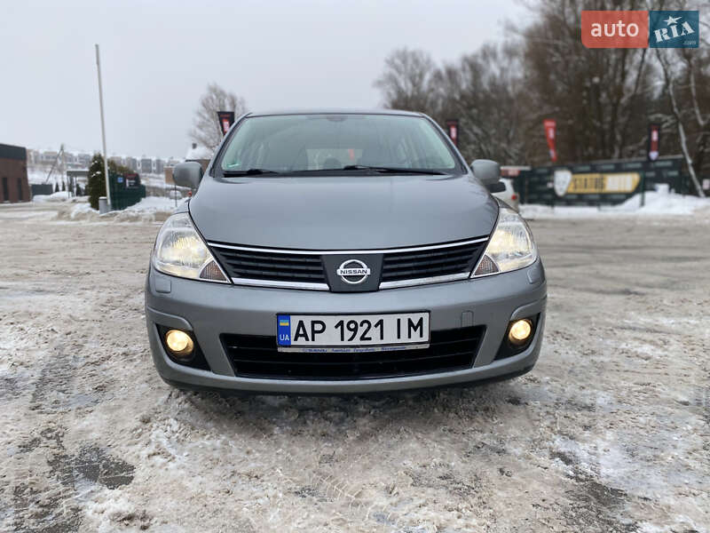 2007 nissan tiida