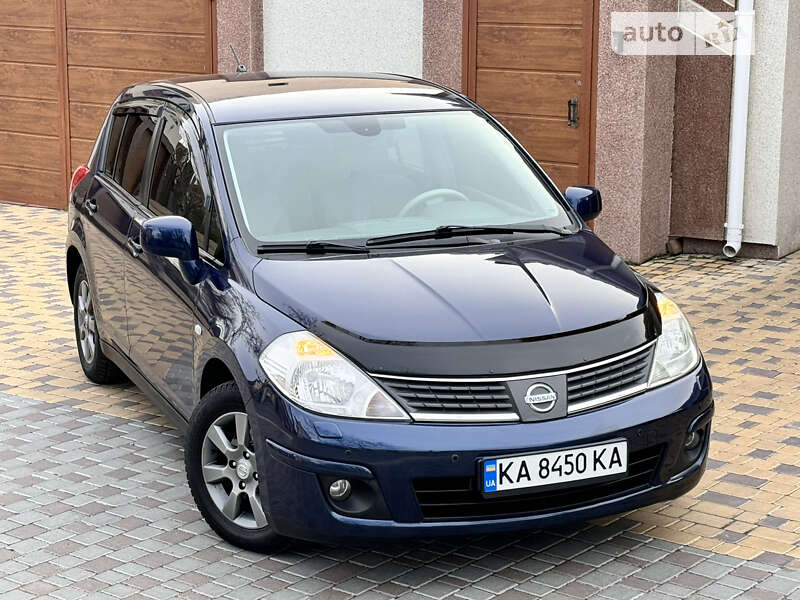 2007 nissan tiida