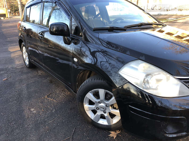 2007 nissan tiida