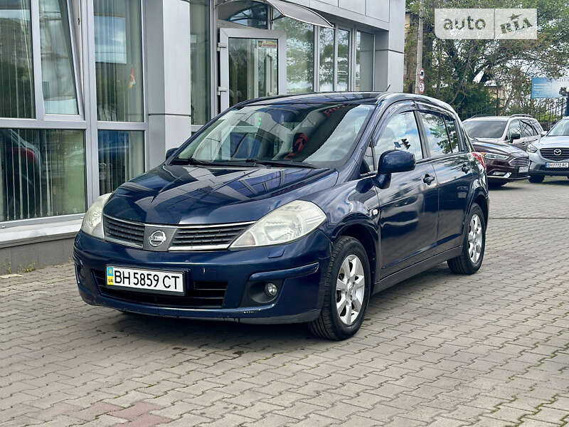 2007 nissan tiida