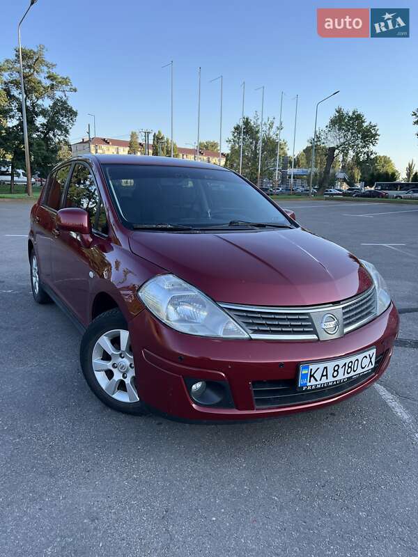2007 nissan tiida