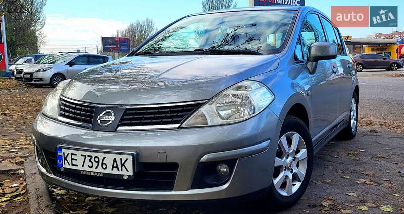 2007 nissan tiida