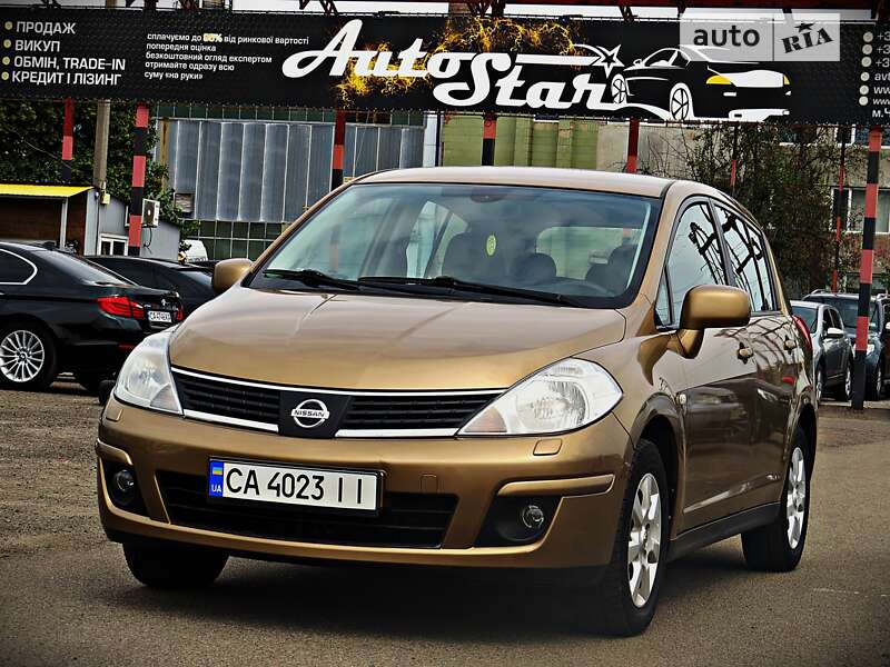 2008 nissan tiida