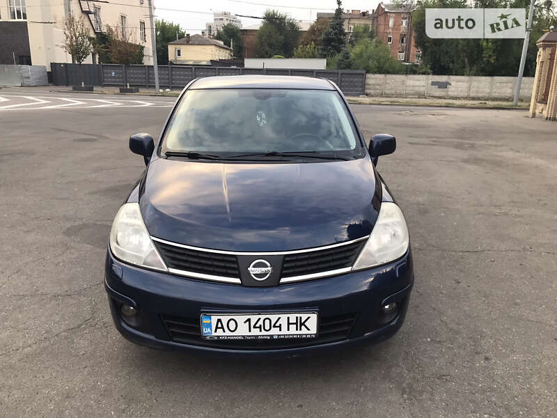 2008 nissan tiida