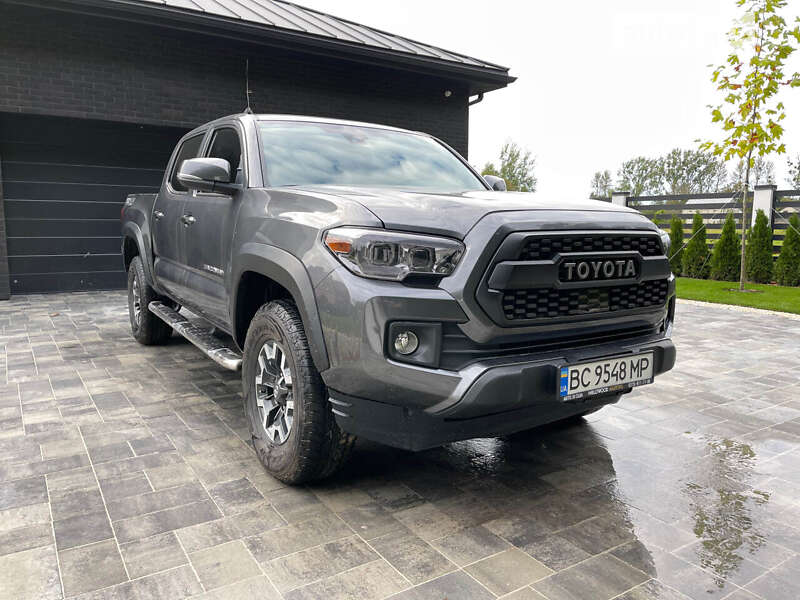 2018 toyota tacoma