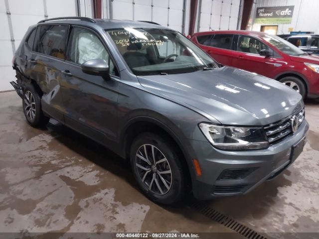 2021 VOLKSWAGEN Tiguan