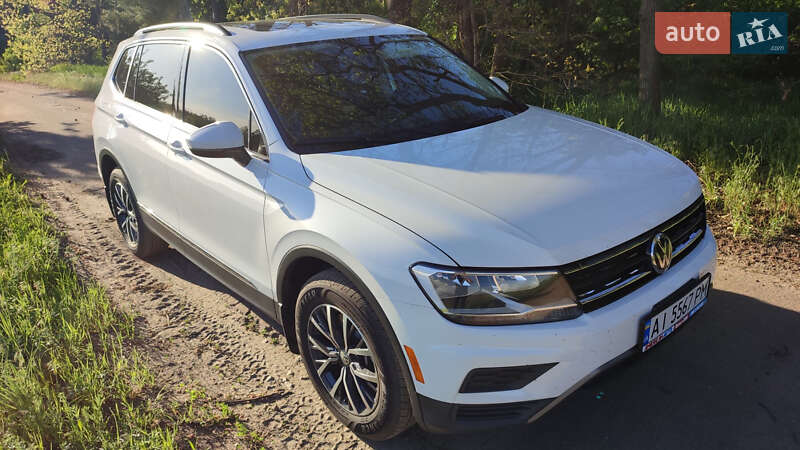 2020 volkswagen tiguan se