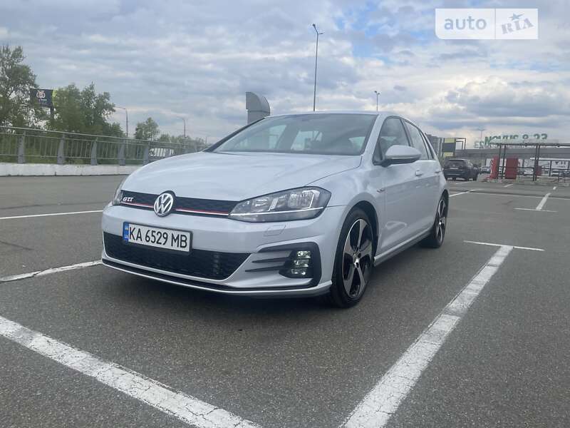 2017 volkswagen golf gti