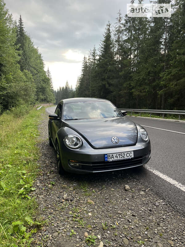 2012 volkswagen beetle