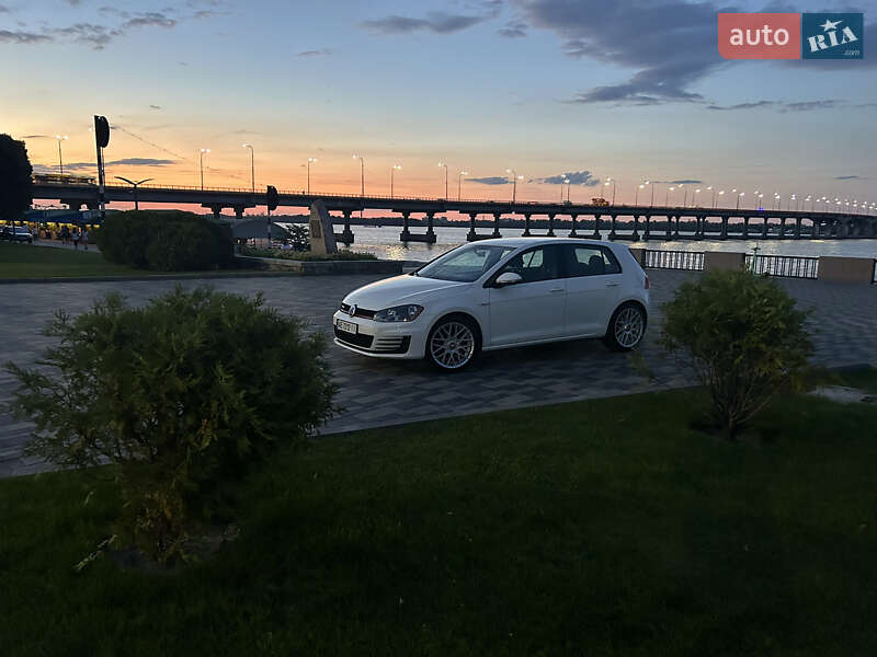 2016 volkswagen golf gti