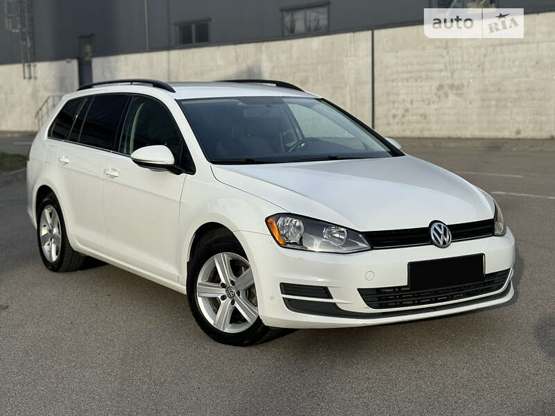 2015 volkswagen golf variant