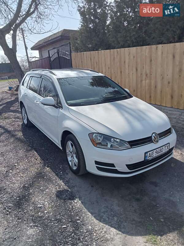 2015 volkswagen golf variant
