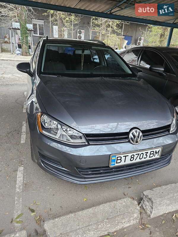2015 volkswagen golf variant