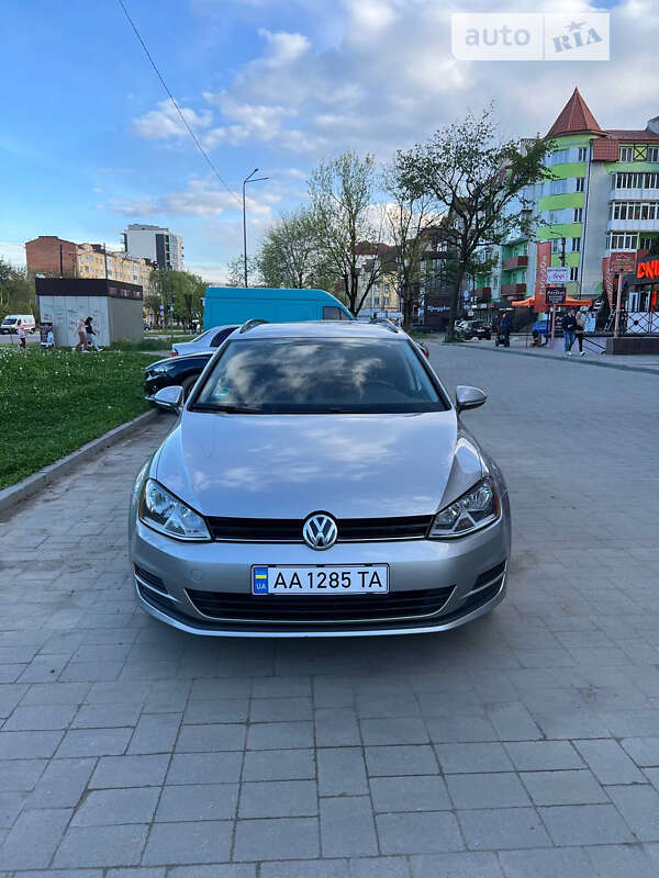 2015 volkswagen golf variant