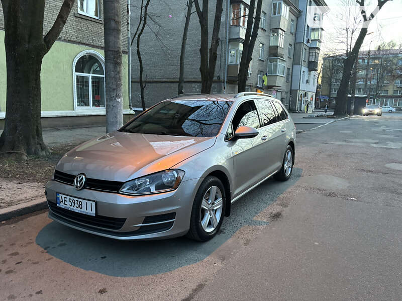 2015 volkswagen golf variant