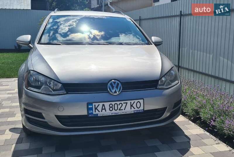2015 volkswagen golf variant