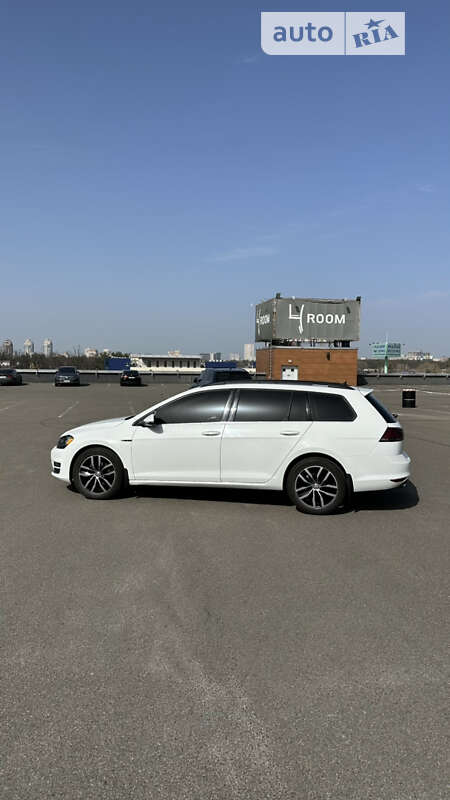 2015 volkswagen golf variant