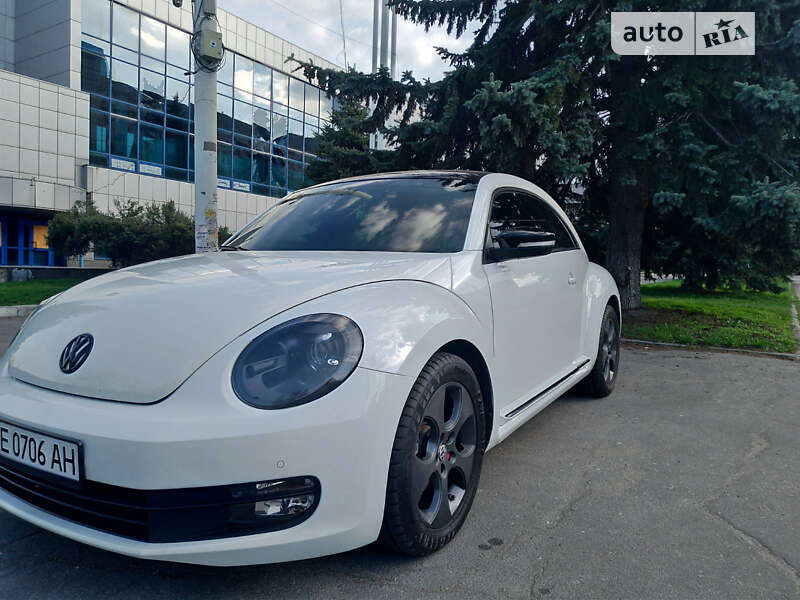 2019 volkswagen beetle