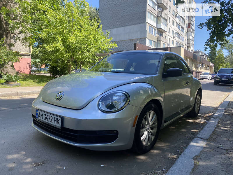 2013 volkswagen beetle