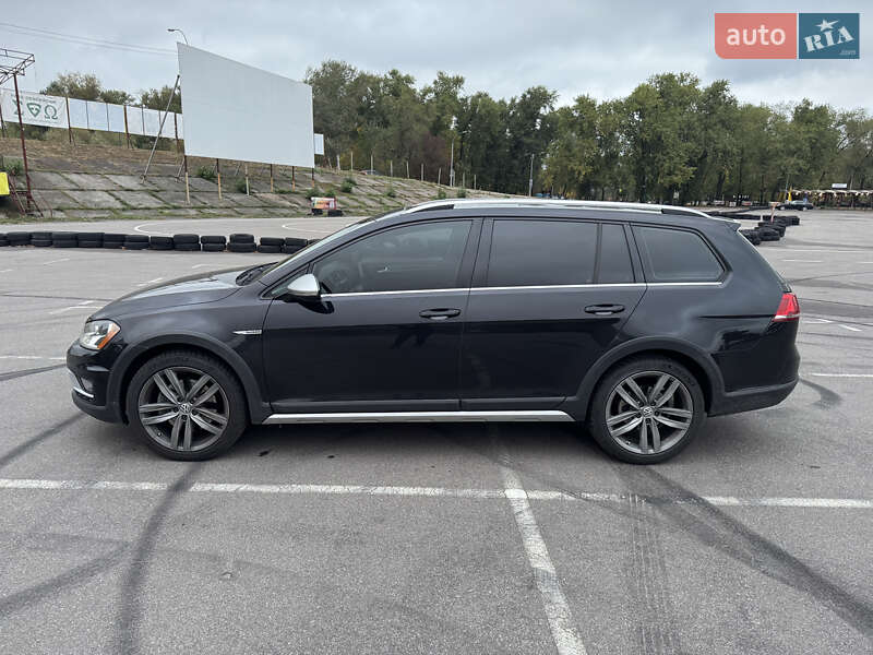 2017 volkswagen golf alltrack