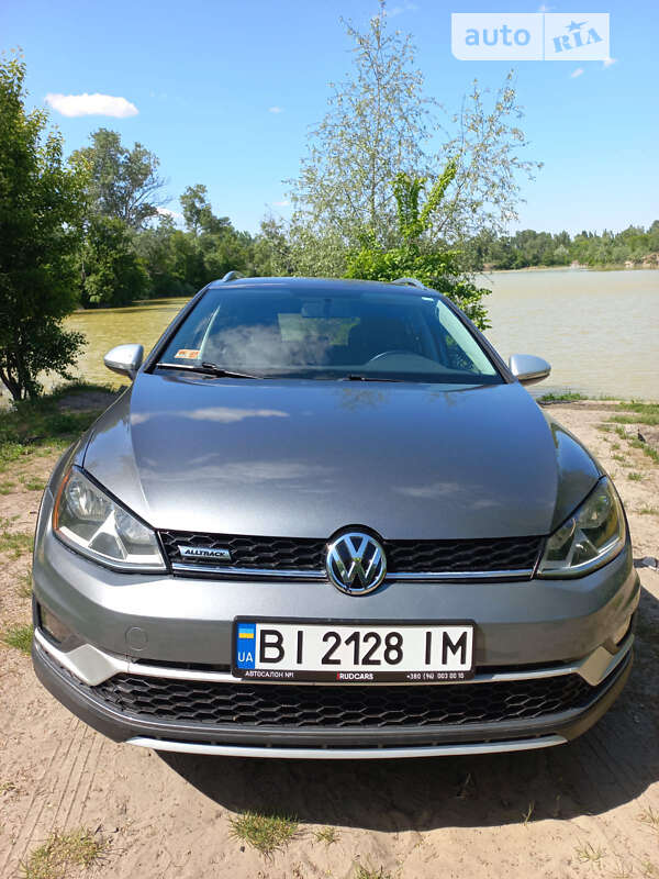 2017 volkswagen golf alltrack