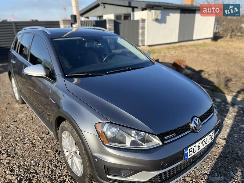 2017 volkswagen golf alltrack