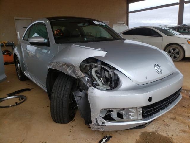 2012 volkswagen beetle