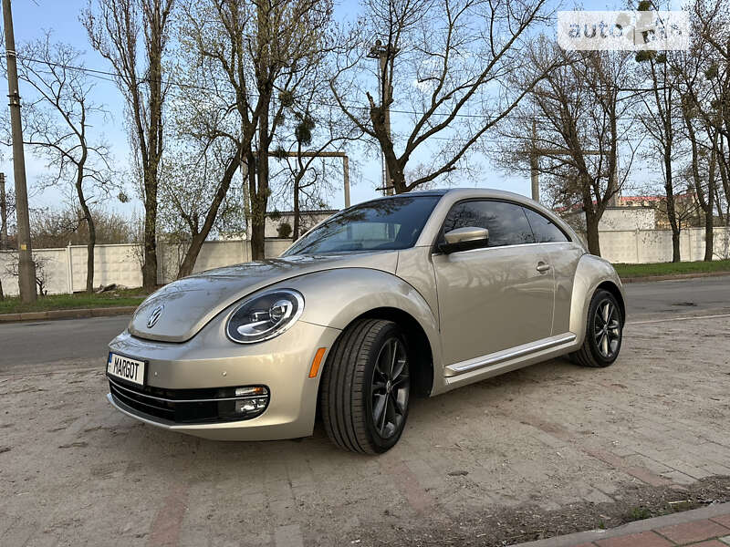 2012 volkswagen beetle