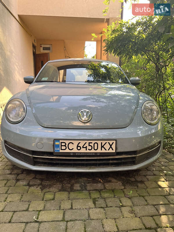 2012 volkswagen beetle