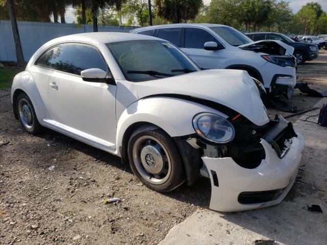 2012 volkswagen beetle