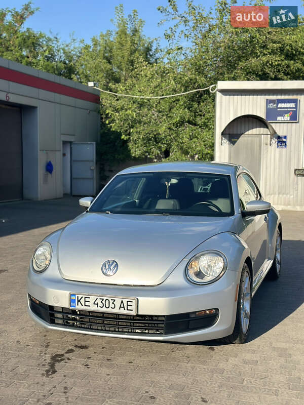 2011 volkswagen beetle