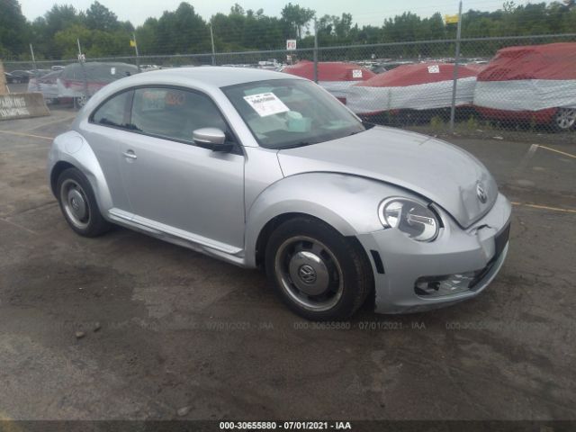 2012 volkswagen beetle