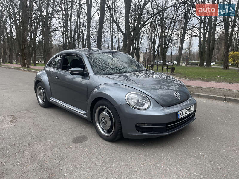 2011 volkswagen beetle