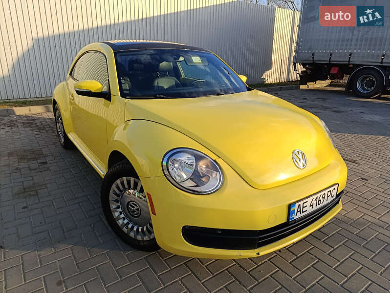 2012 volkswagen beetle