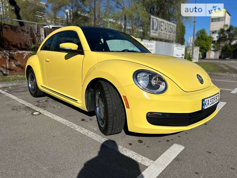 2012 volkswagen beetle