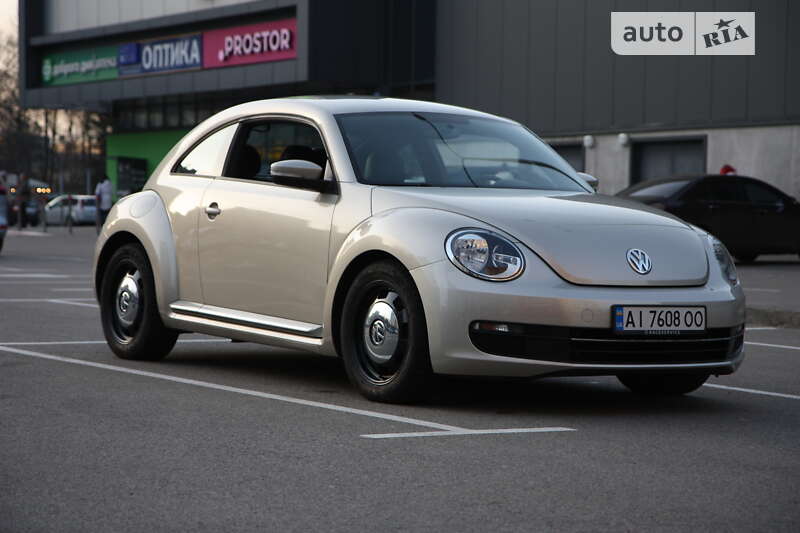 2013 volkswagen beetle