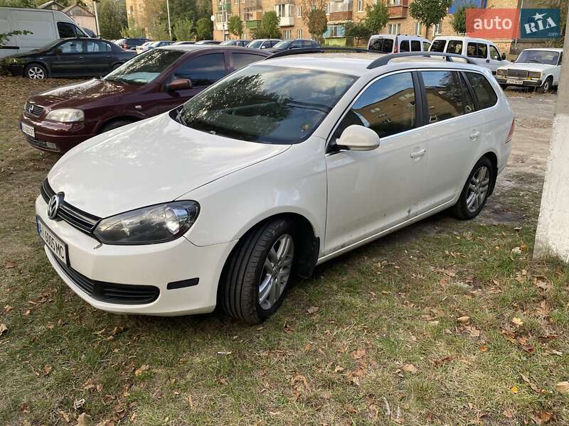 2013 VOLKSWAGEN Jetta SportWagen
