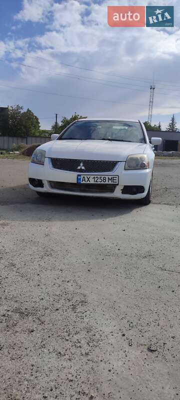 2012 mitsubishi galant