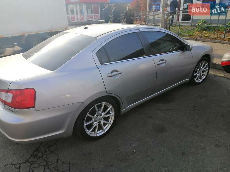 2010 mitsubishi galant